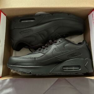 Nike Kids Black Sneakers. 7Y